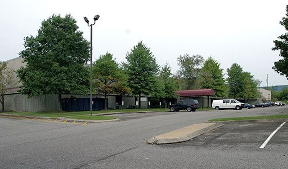 Harding Business Park: 459 Harding Industrial Dr, Nashville, TN 37211